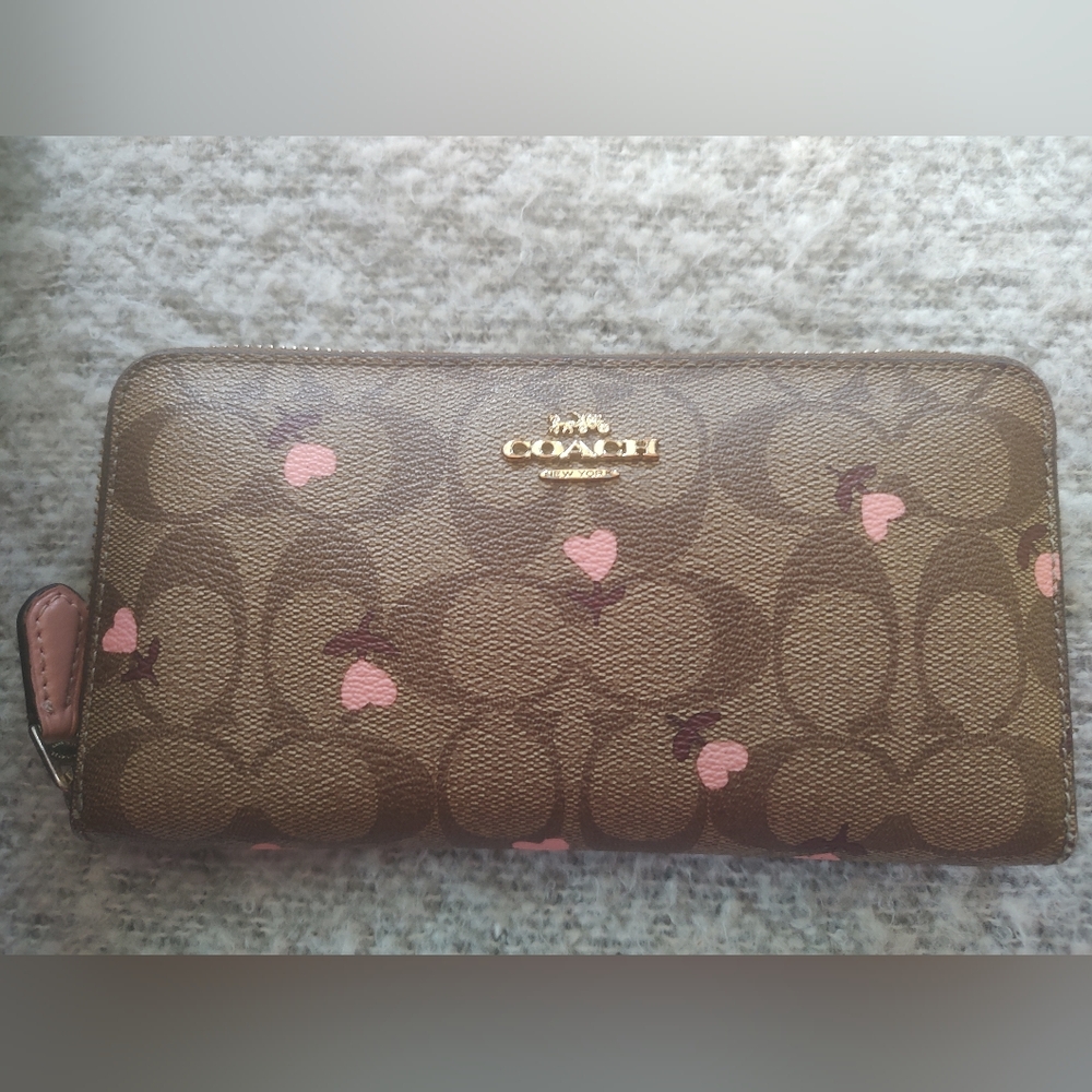 Coach Brown Signature Wallet Pink Heart Coated Canvas